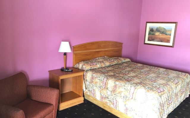 Frontier Motel