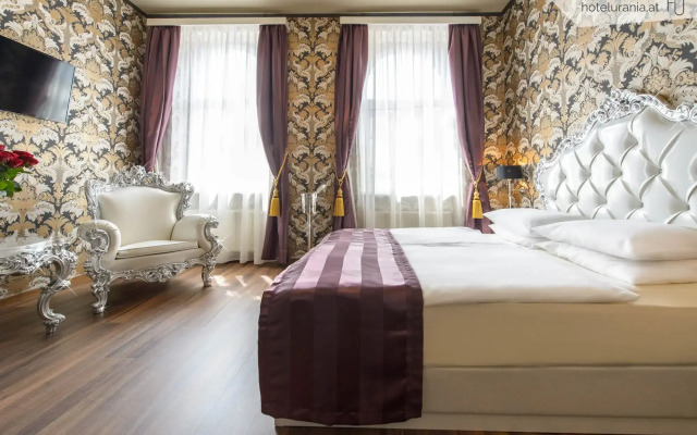 Hotel Urania