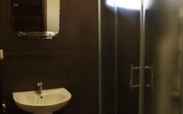 Austria Luxury Apartments, Faraya