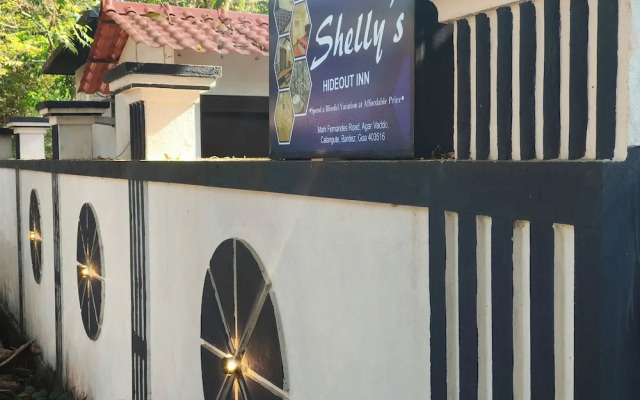 Shellys Hideout Inn
