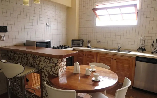 Presidents full, Knocking on Cuba