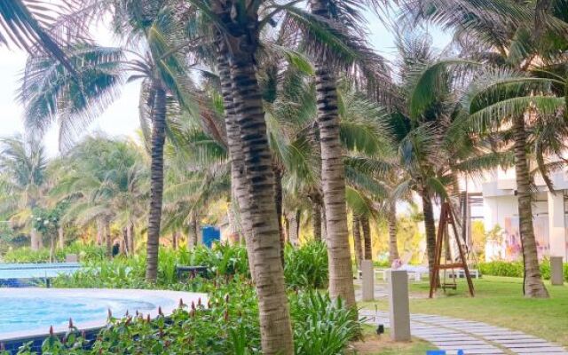The Sea View Cam Ranh Beach Apartment