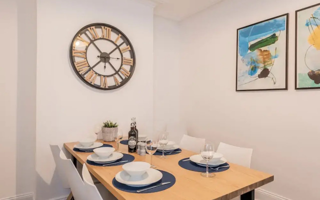 Host Stay The Haven at Church Road