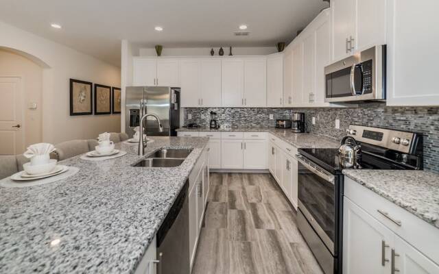 1638 Moon Valley Drive