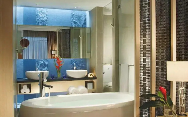 Singapore Marriott Tang Plaza Hotel