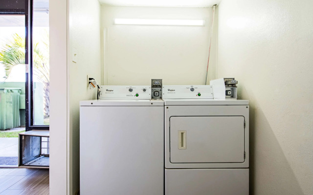 Motel 6 Opelousas, LA