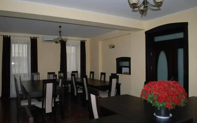 Vila Aris