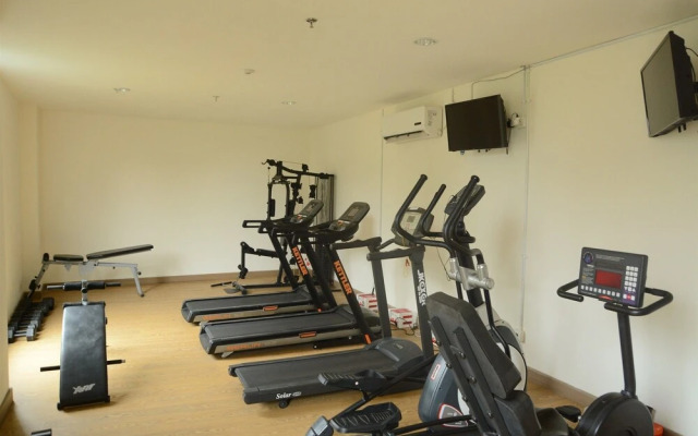 Tree Park Studio Apartment near ICE BSD By Travelio