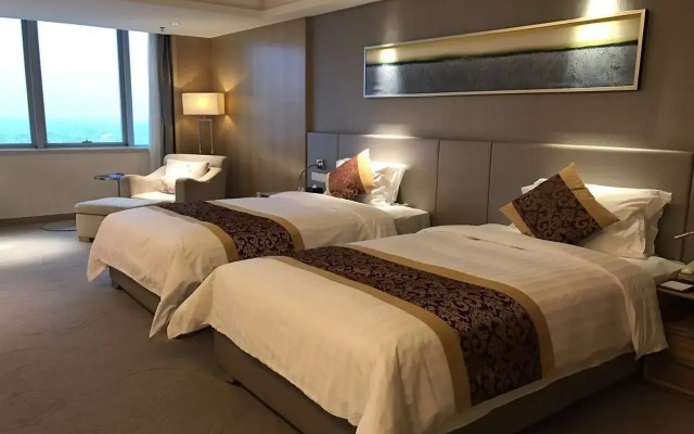 Guangzhou Pearl River International Hotel （Yijing Lu Metro Station）