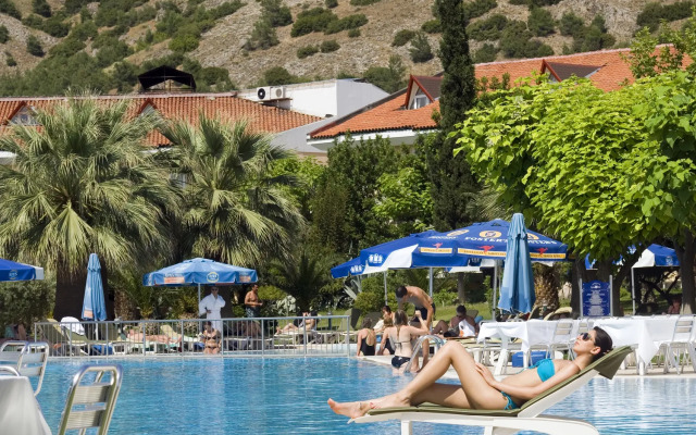 Lycus River Thermal Hotel