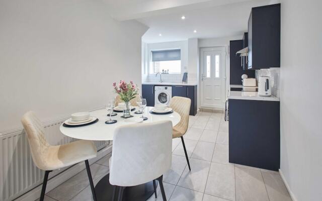 Host Stay Marsden Beach House