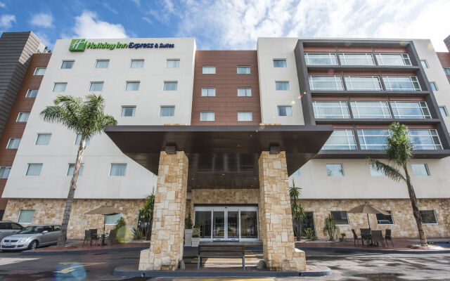 Holiday Inn Express & Suites Celaya, an IHG Hotel