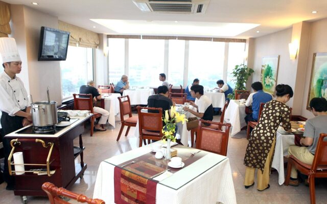 The Flower Boutique Hotel & Travel
