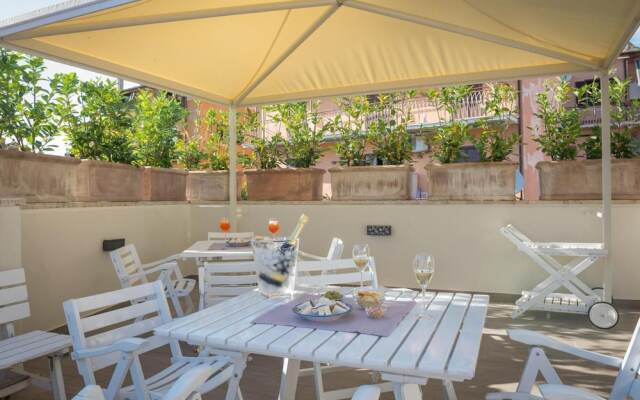 Malì Guest House & Terrace Bar