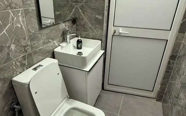 Full Moon Apartments