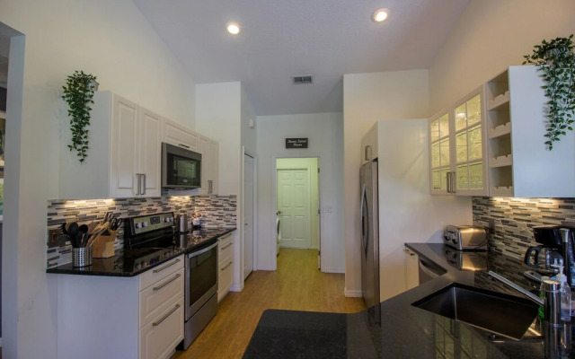 Three Bedroom Golf & Family poolhome 1571 home