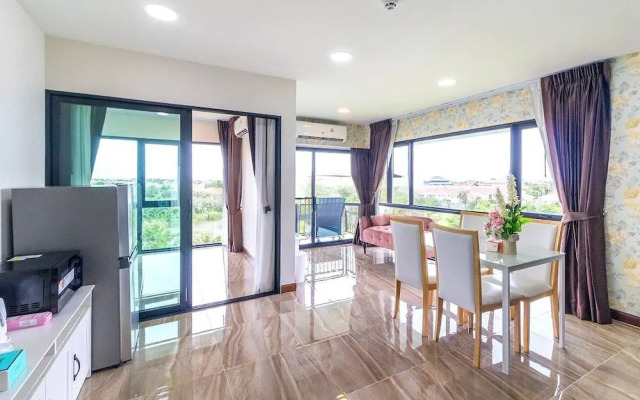 arunsakhon luxury condo