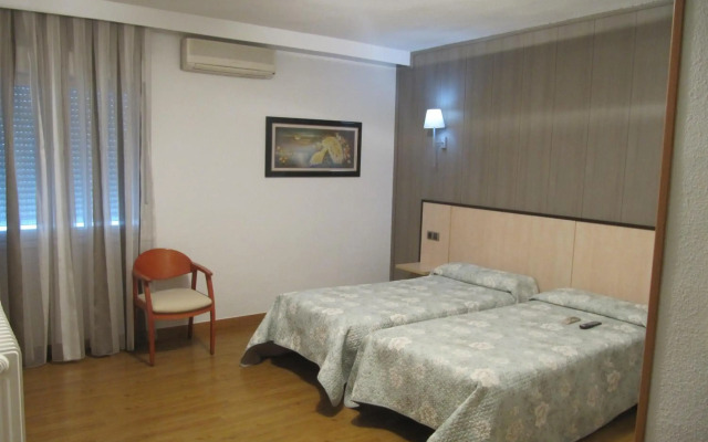 Hotel Corona de Castilla