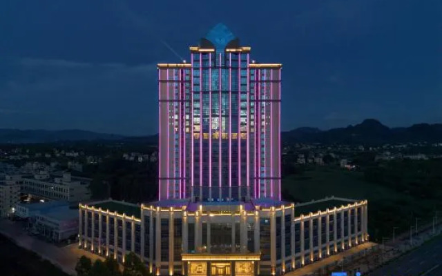 Vista Harbour Internation Hotel