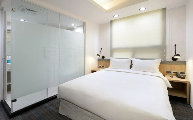 Hommie Inn