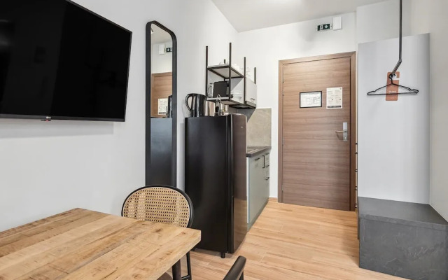 limehome Athens Solonos City Center