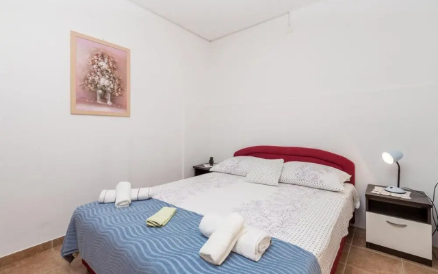Beautiful Home in Jablanac With Wifi and 5 Bedrooms
