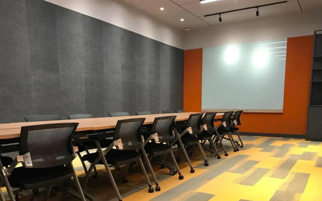 FOX Lite DPulze Cyberjaya