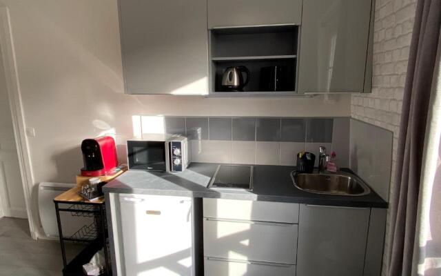 ENGHIEN-LES-BAINS : studio au coeur du centre ville
