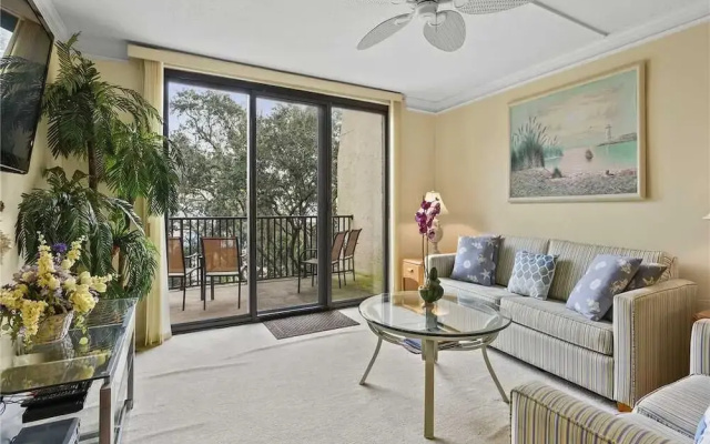 Island Club 1403 - Two Bedroom Condo
