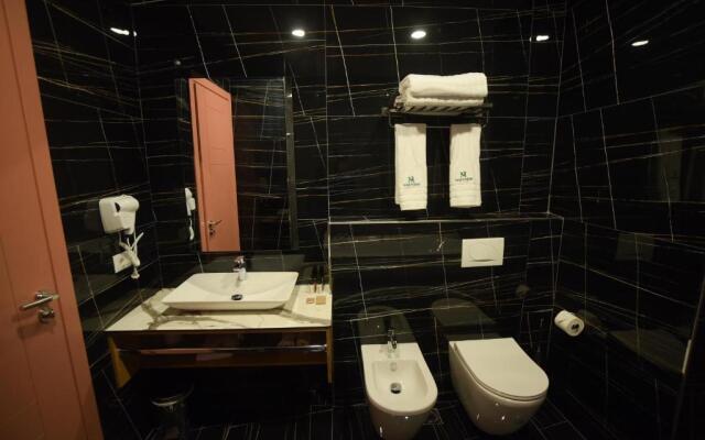 Martiness Hotel