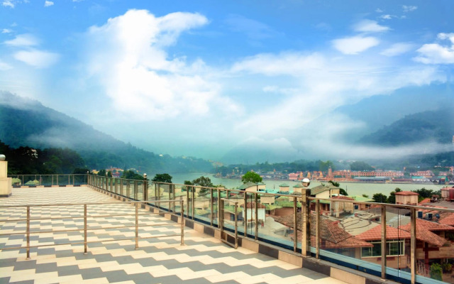 Hotel Vasundhara Palace Rishikesh