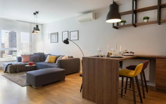 Spacious Apartment in Radnička Business Zone - FREE PARKING
