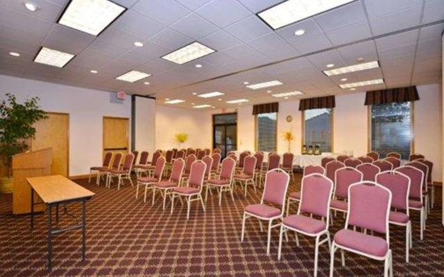 Quality Inn & Suites Vancouver - Hazel Dell