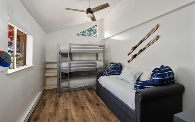Hch1083 - Mountain Serenity 4 Bedroom Home