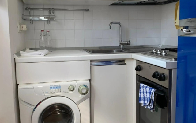 REGINA - ROMANTIC STUDIO near RIALTO