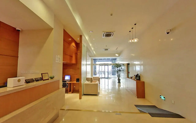 Ji Hotel Shanghai Xietu Road