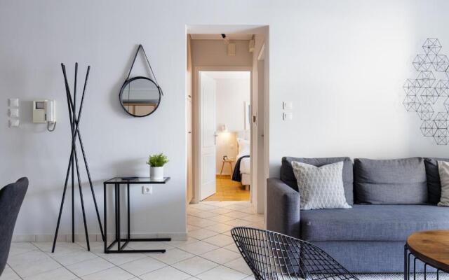 Ideal 1 BR Apartment in Petralona by UPSTREET