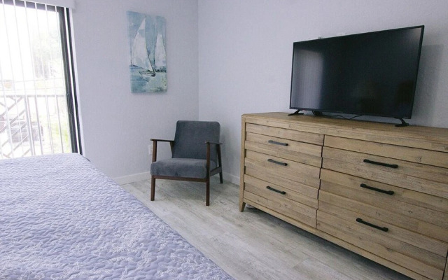 Vistalmar King Deluxe - One Bedroom Apartment