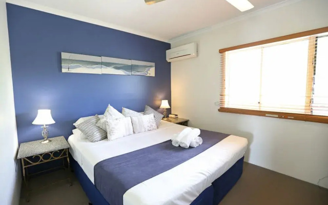 Tropical Oasis near Beach