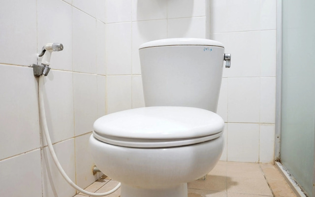 OYO Flagship 90890 Bratang Gede Residence