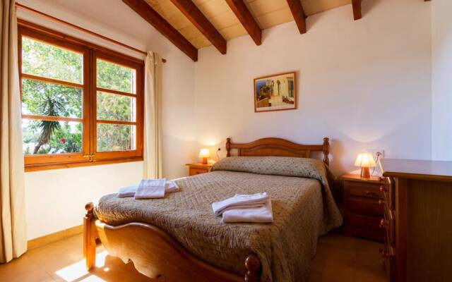 Villa - 2 Bedrooms with Pool and WiFi - 107615