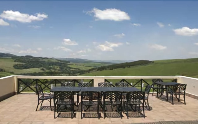 Woodridge Country Hotel