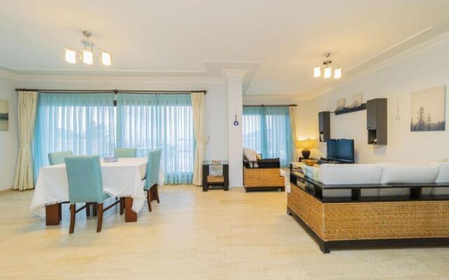 Gorgeous Sea View Flat With Pool in Antalya Kalkan