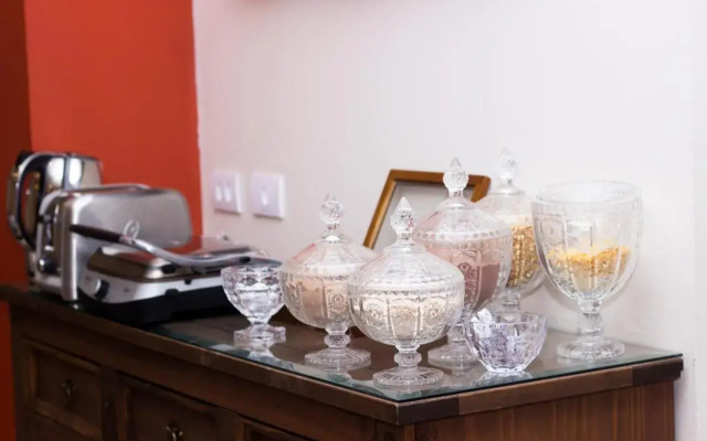 Crystal Residence Hotel