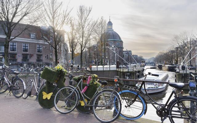 Ciao Papa Hotel Amsterdam Central Station