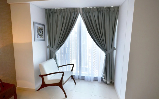 Lavish One Bedroom with Amazing Sun Deck & Pool