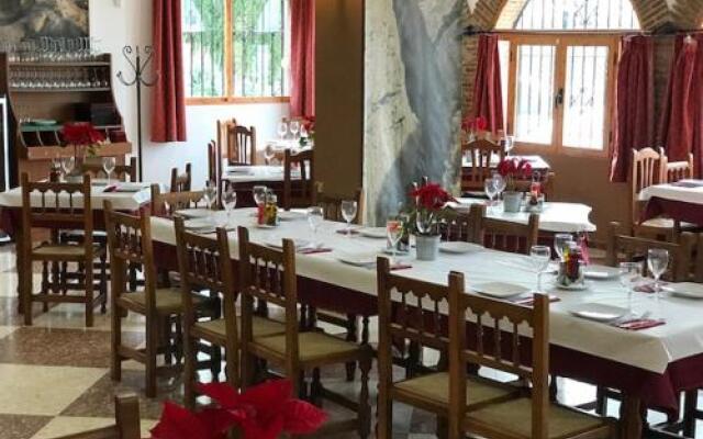 Hostal Restaurante El Cruce