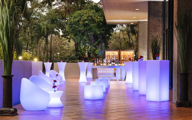 The Peninsula Manila