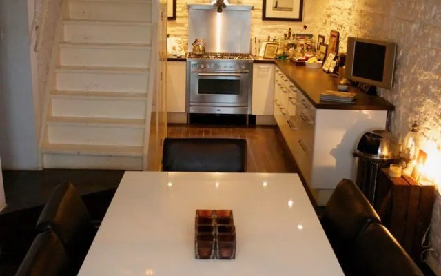 19th century storehouse in the Jordaan