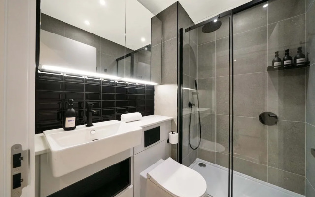 Rosso Suite 2BR City Views